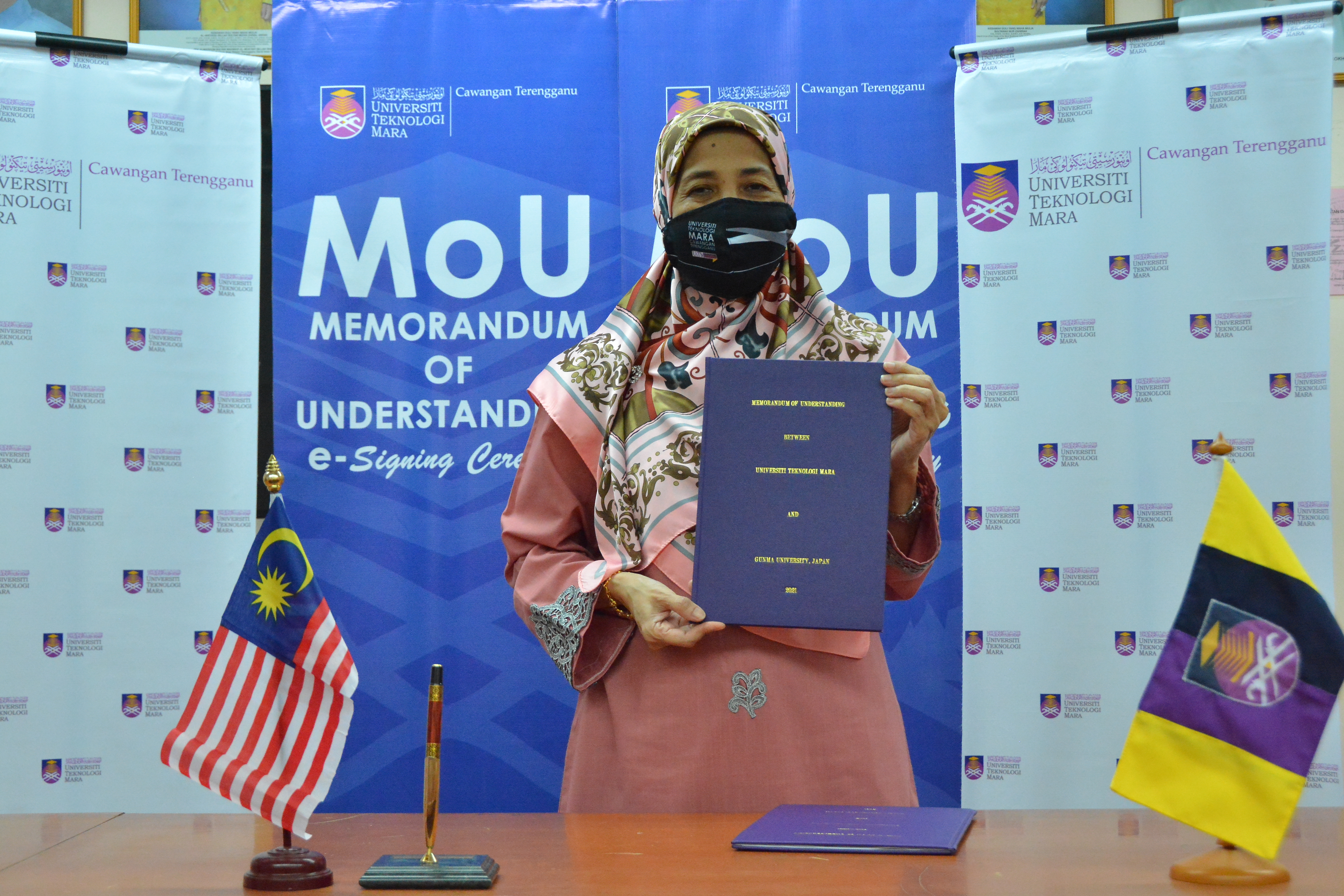 Sesi Menandatangan Perjanjian Persefahaman antara UiTM dan 