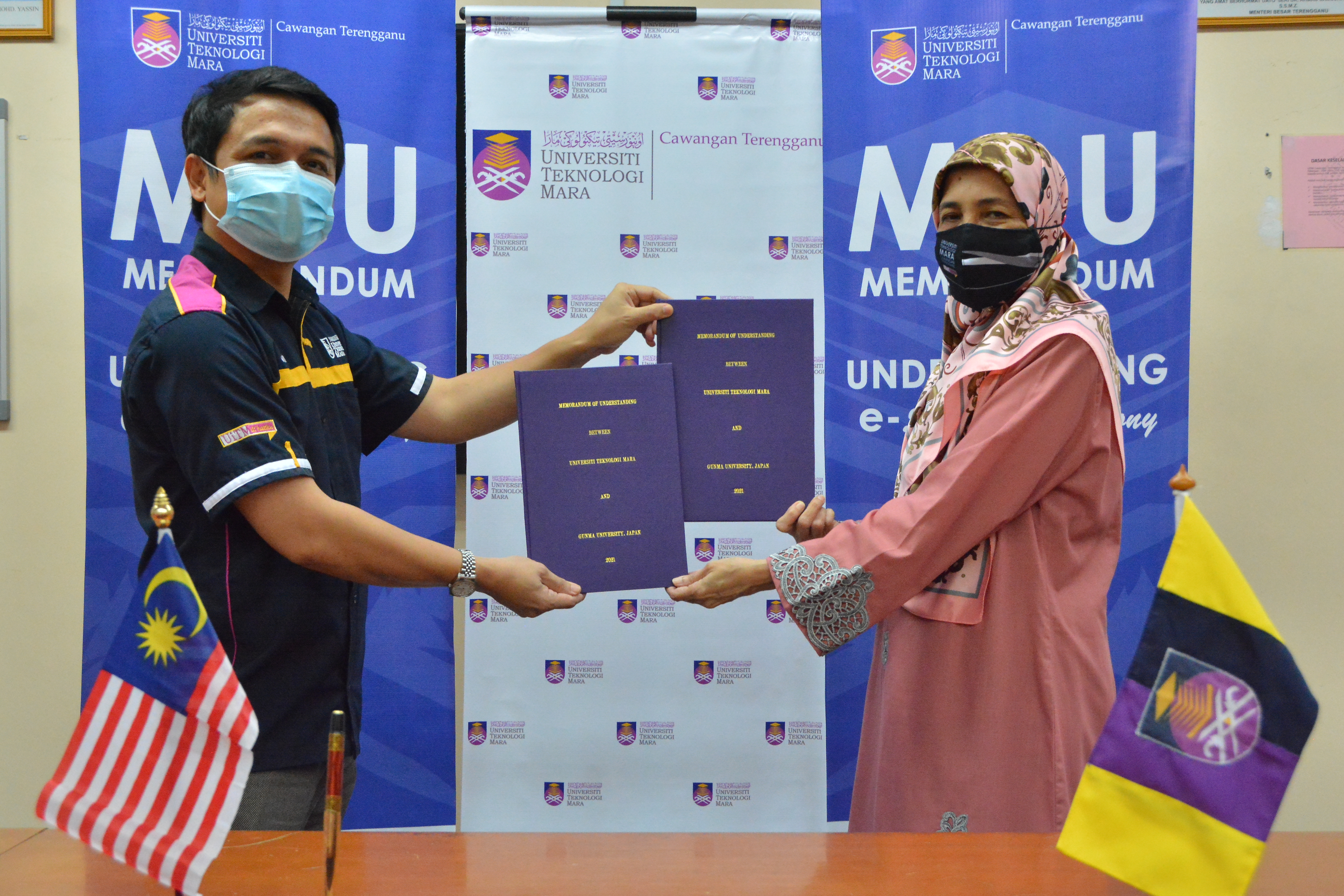 Sesi Menandatangan Perjanjian Persefahaman antara UiTM dan 